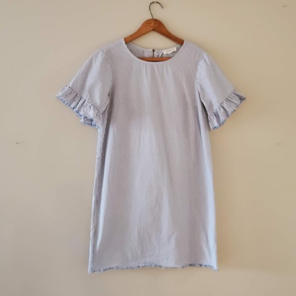 beachlunchlounge Dresses & Skirts - BeachLunchLounge Striped Ruffle Sleeve Dress, S